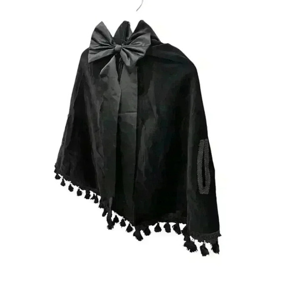 Elebini Girls Size 8 Hooded Velvet Poncho with Tassels & Black Bow Tie Closure - Picture 3 of 9